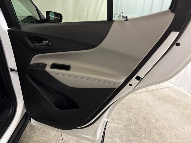 Used 2021 Chevrolet Equinox Premier FWD image 21