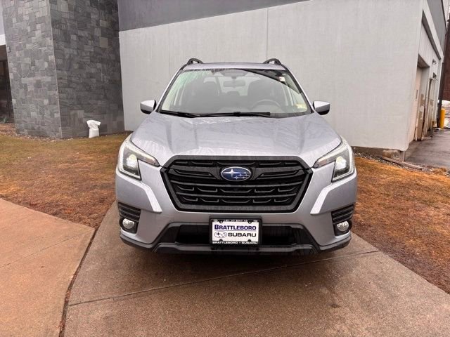 Used 2023 Subaru Forester Premium image 9
