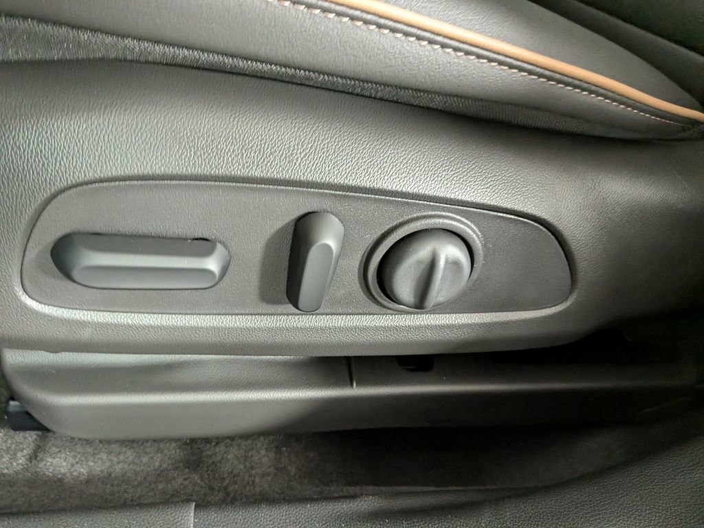 New 2026 Buick Envista Avenir image 17