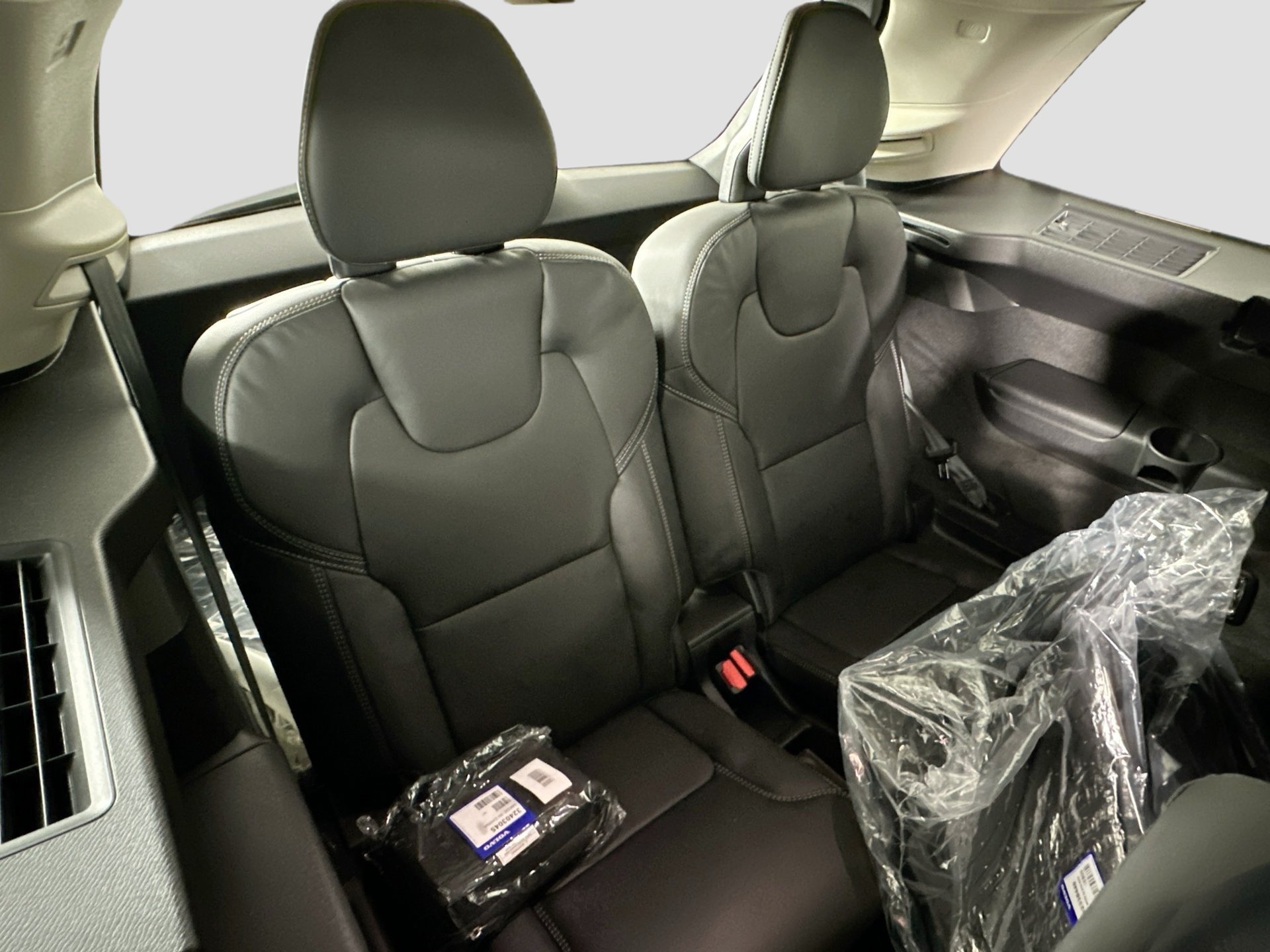 New 2026 Volvo XC90 B6 Ultra w/ Lounge Package AWD/4WD image 28