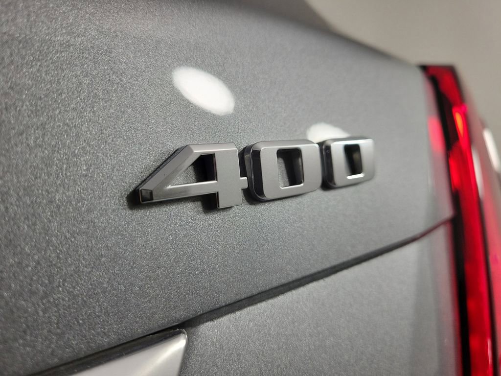 Certified 2024 Cadillac XT5 Premium Luxury FWD image 5
