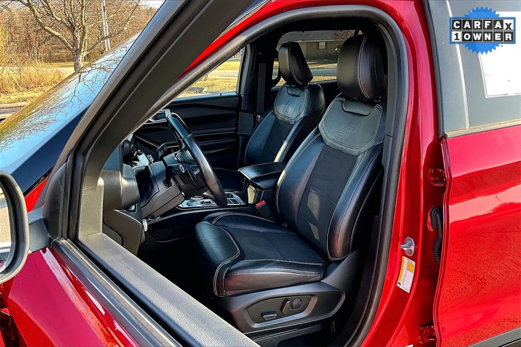 Used 2022 Ford Explorer ST image 22