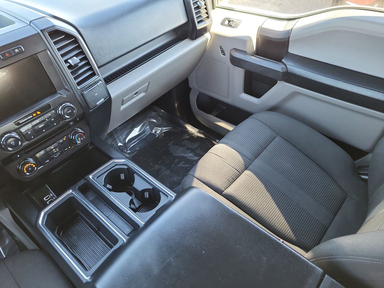 Used 2018 Ford F150 XL w/ Equipment Group 101A Mid image 11