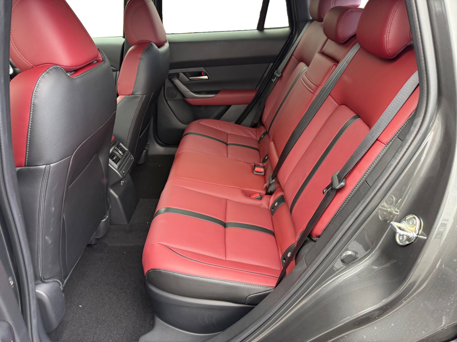 New 2026 MAZDA CX-50 2.5 Hybrid w/ Premium Plus Pkg image 16