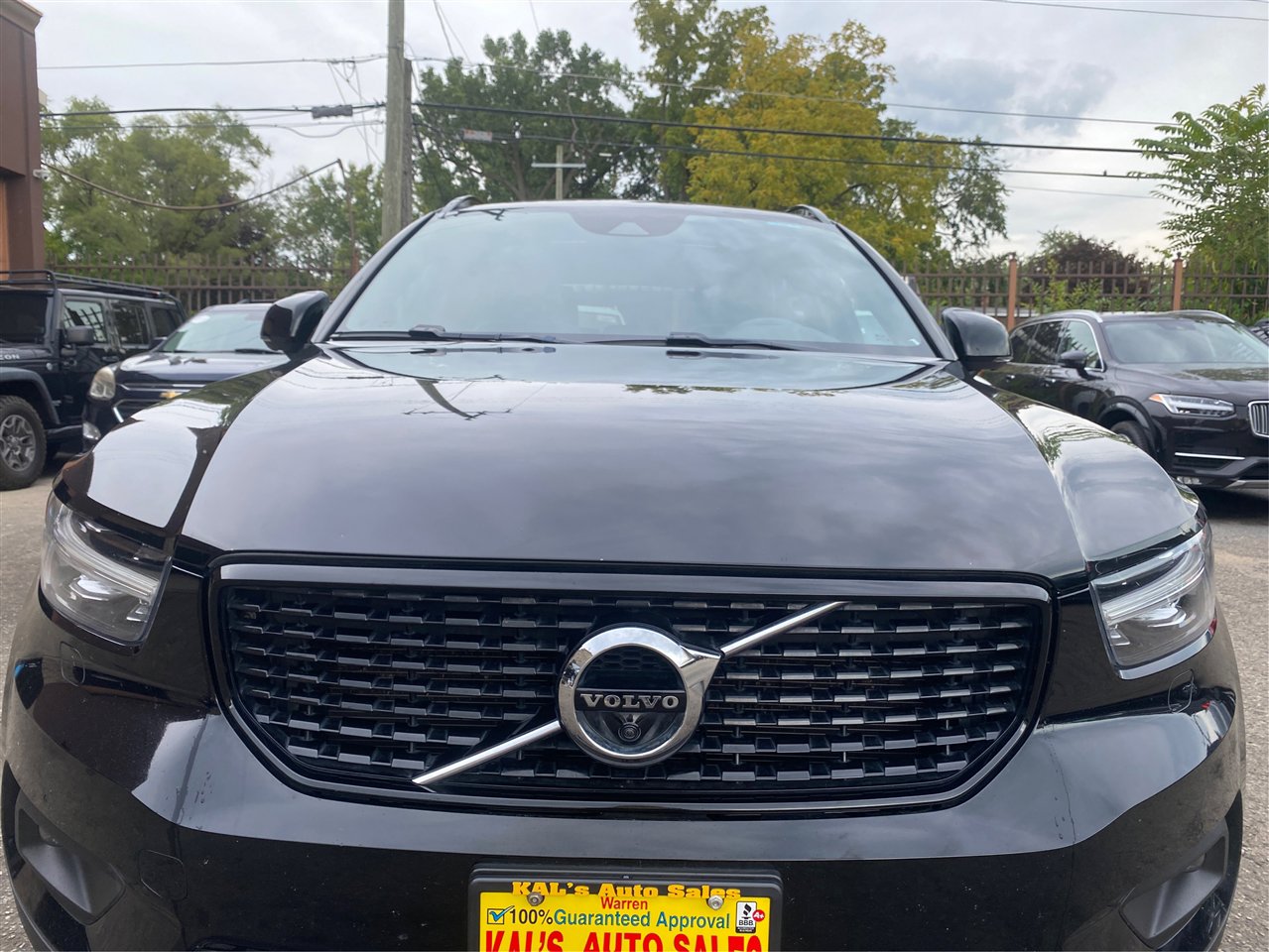 Used 2021 Volvo XC40 T5 R-Design image 15