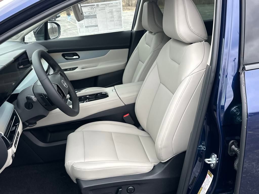 New 2025 Nissan Murano SL image 9