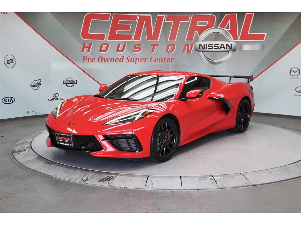 Used 2025 Chevrolet Corvette Stingray Coupe w/ Battery Protection Package image 2