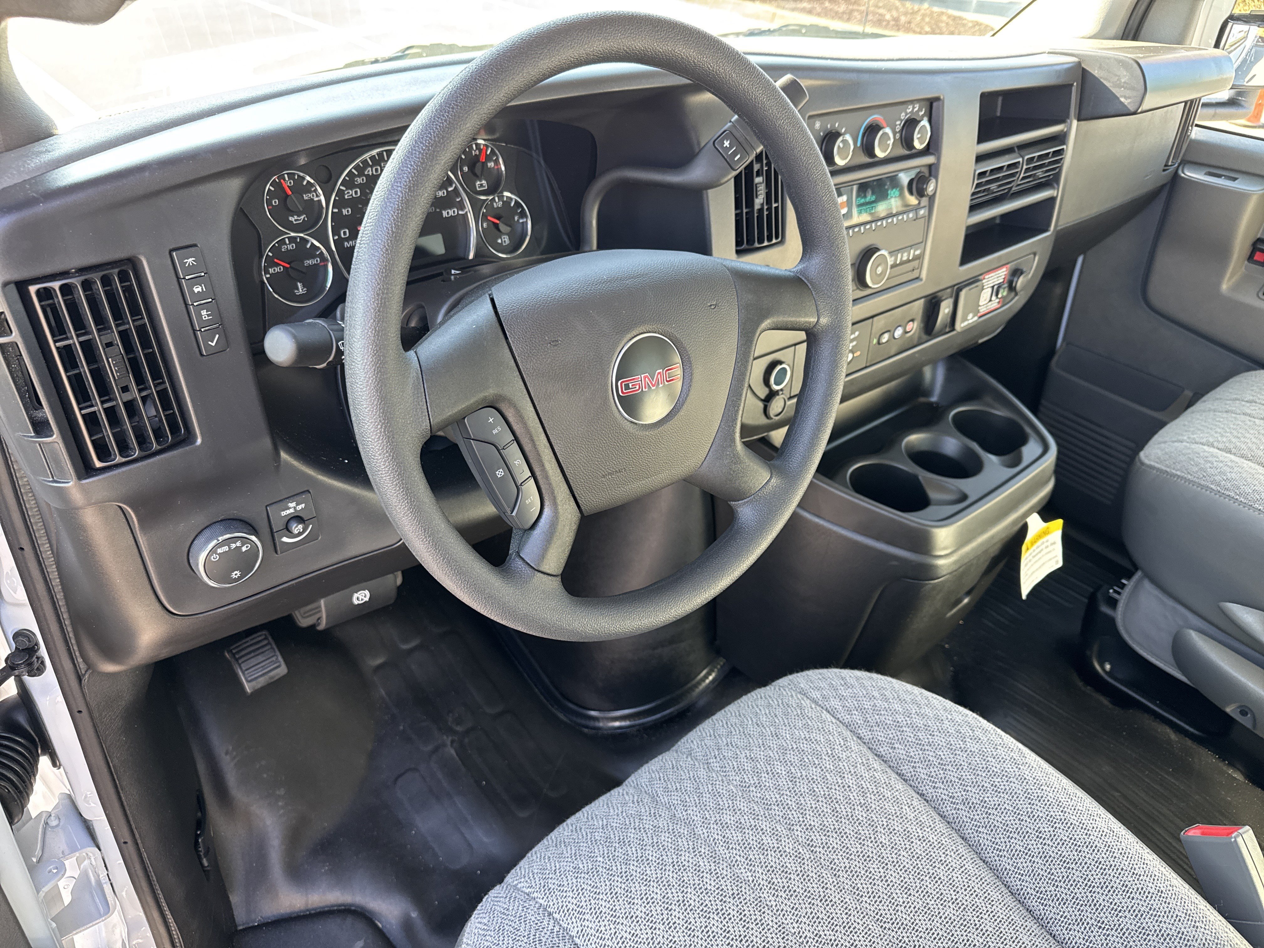New 2026 GMC Savana 3500 w/ Power Convenience Package RWD image 24