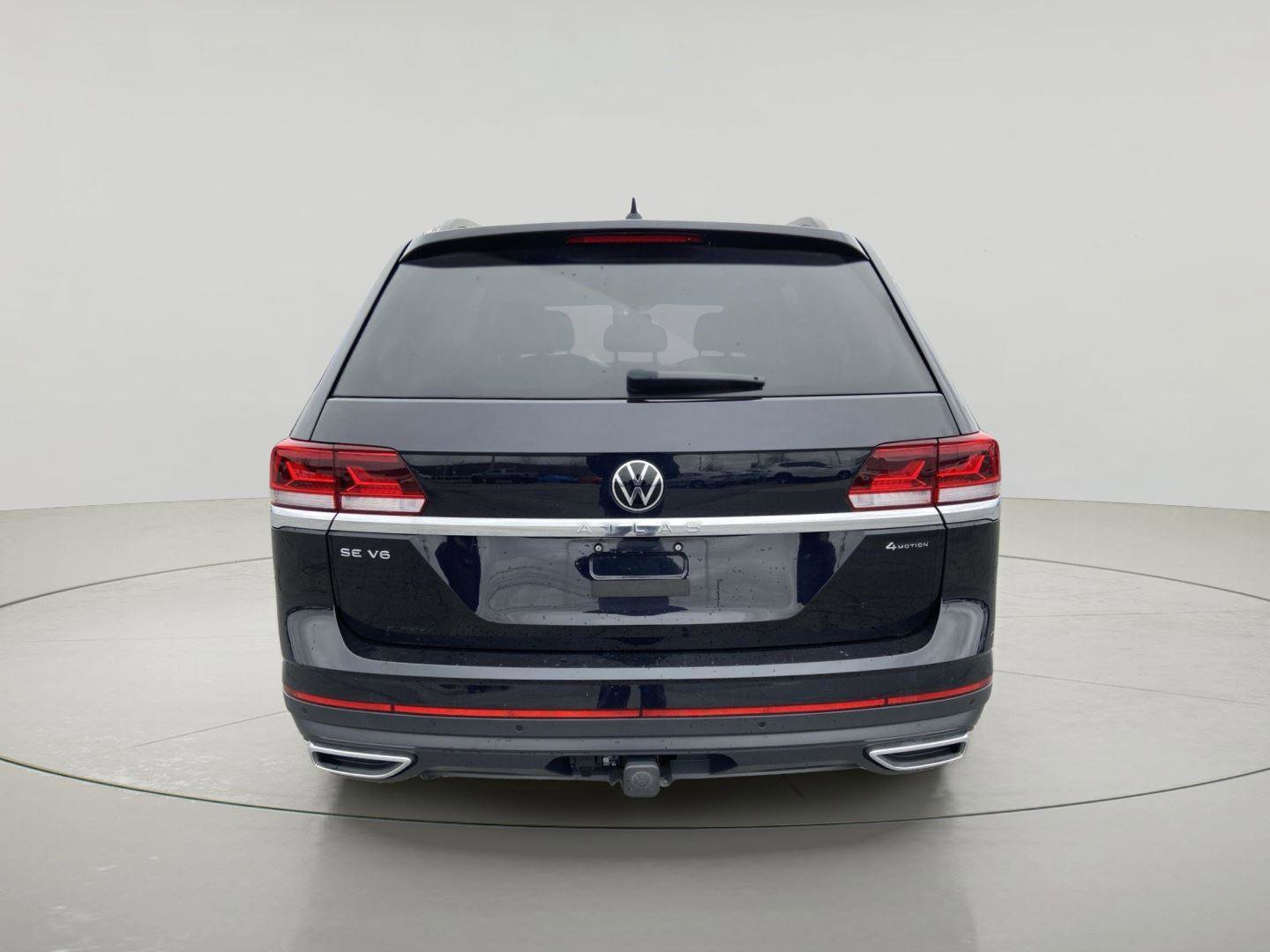 Used 2023 Volkswagen Atlas SE AWD/4WD image 4