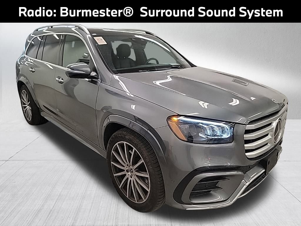 Used 2025 Mercedes-Benz GLS 450 4MATIC image 4