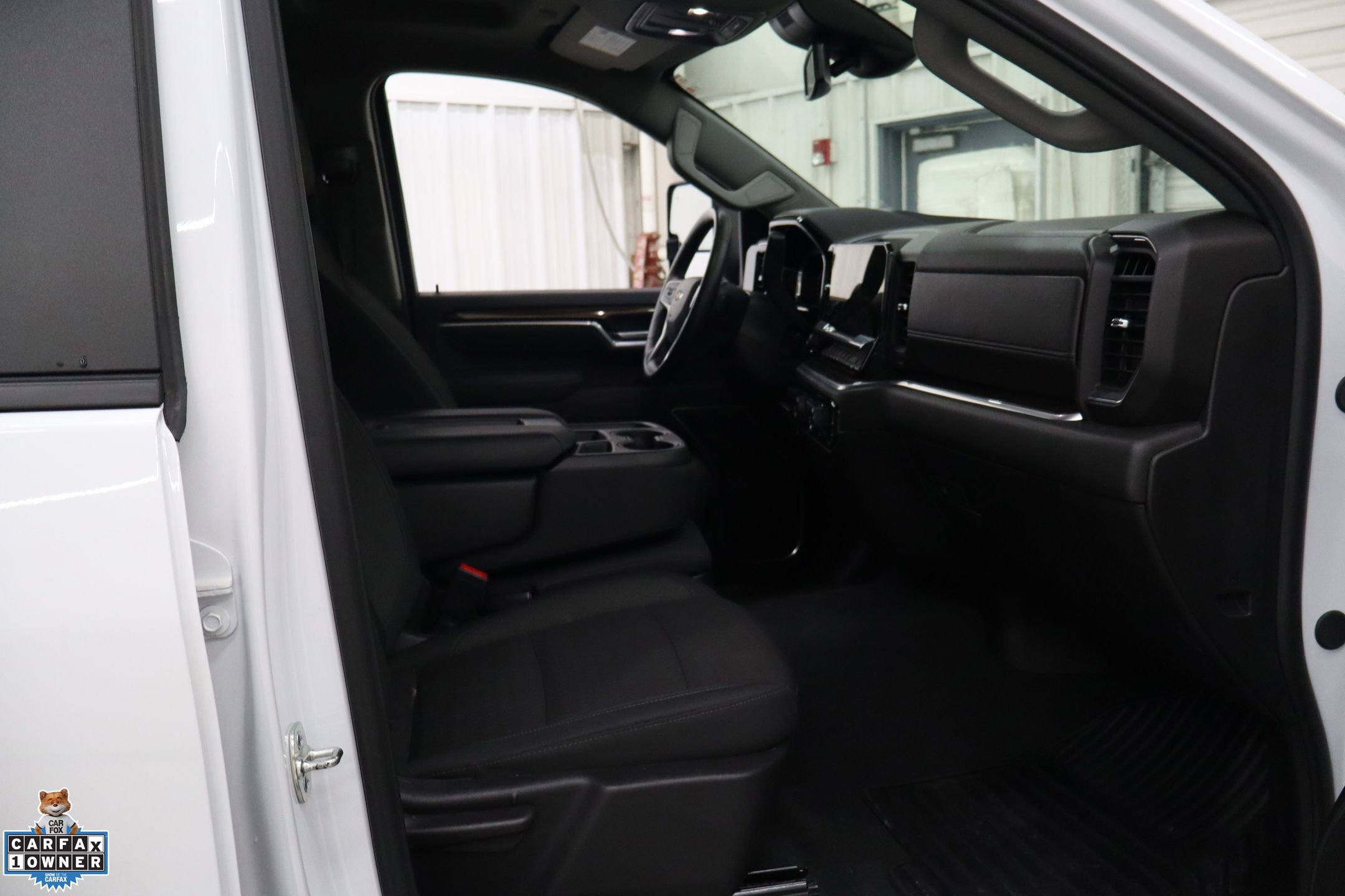 Used 2025 Chevrolet Silverado 2500 LT w/ Safety Package AWD/4WD image 27