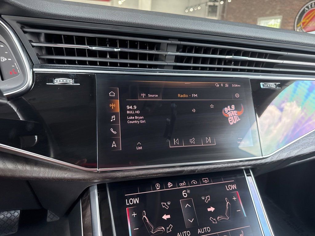 Used 2019 Audi Q8 Premium w/ Convenience Package image 5