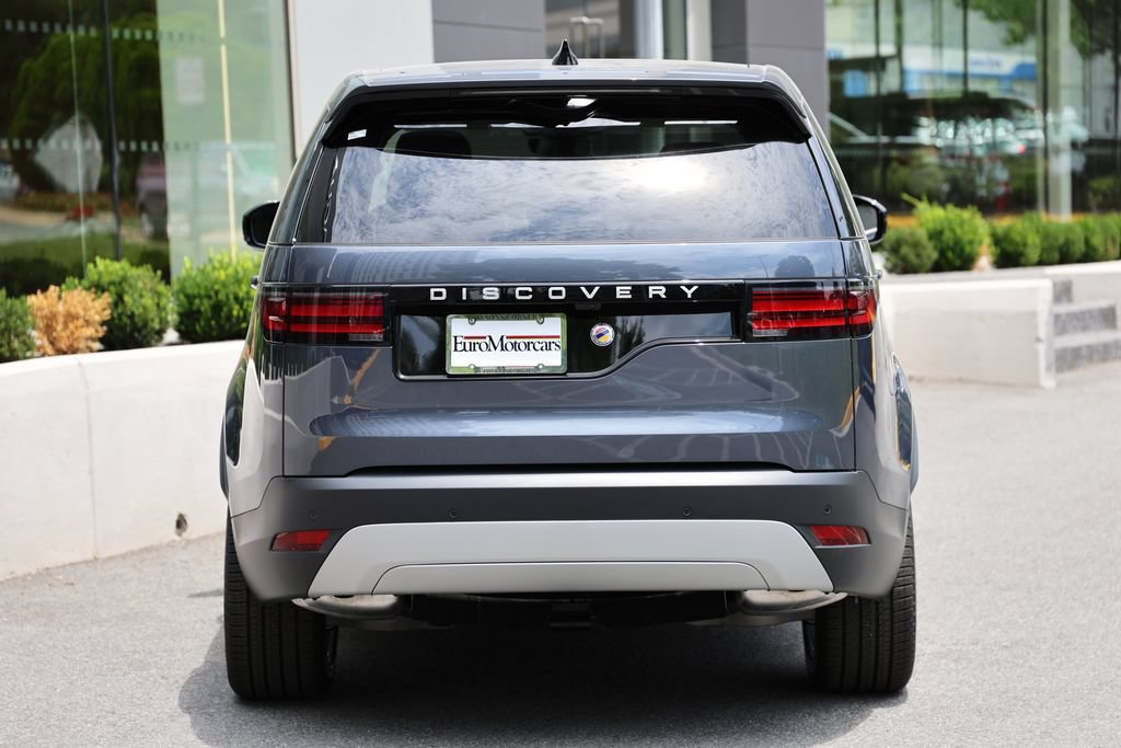 New 2026 Land Rover Discovery S AWD/4WD image 3