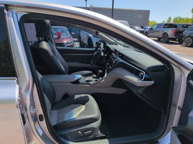 Used 2018 Toyota Camry XLE w/ Driver Assist Package FWD image 26