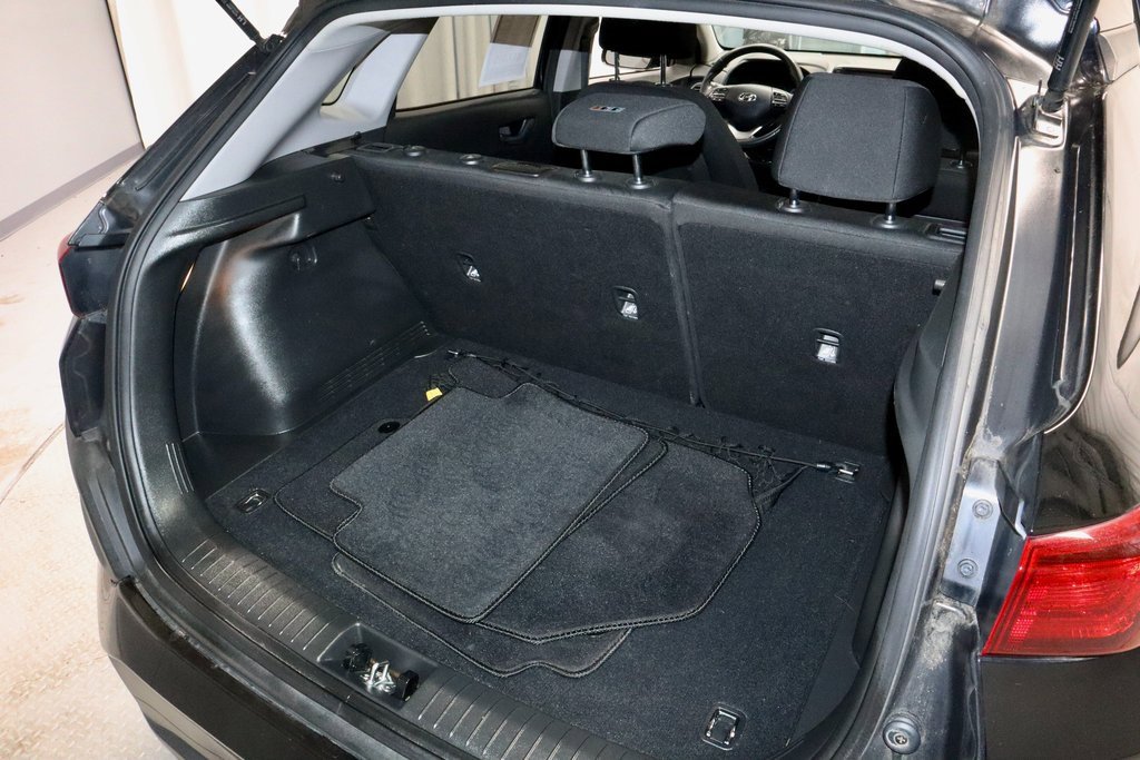 Used 2020 Hyundai Kona SEL w/ Cargo Package image 15