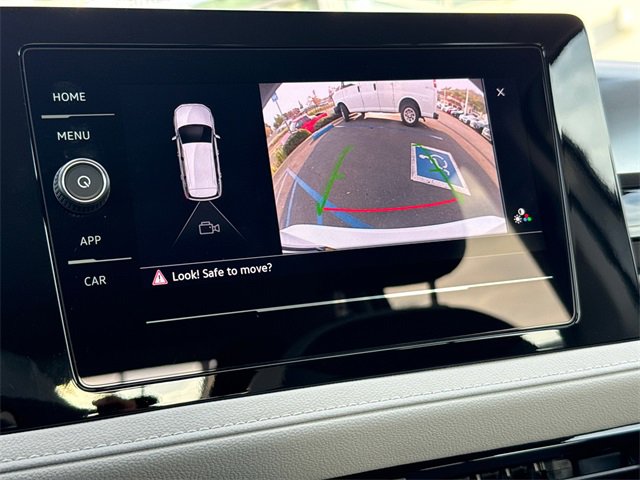 Used 2025 Volkswagen Taos S image 32