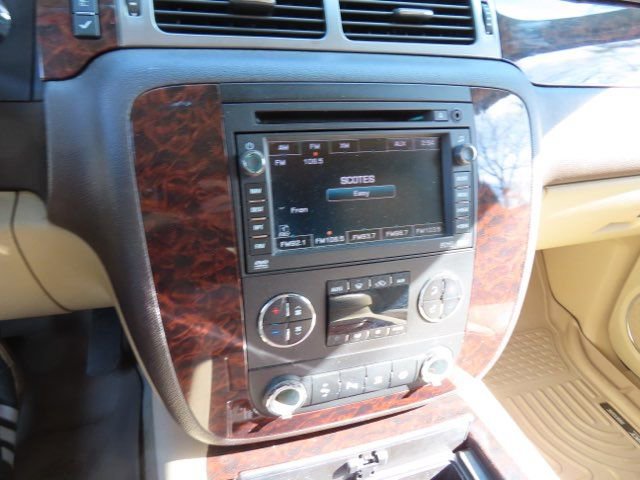 Used 2007 GMC Yukon Denali image 27