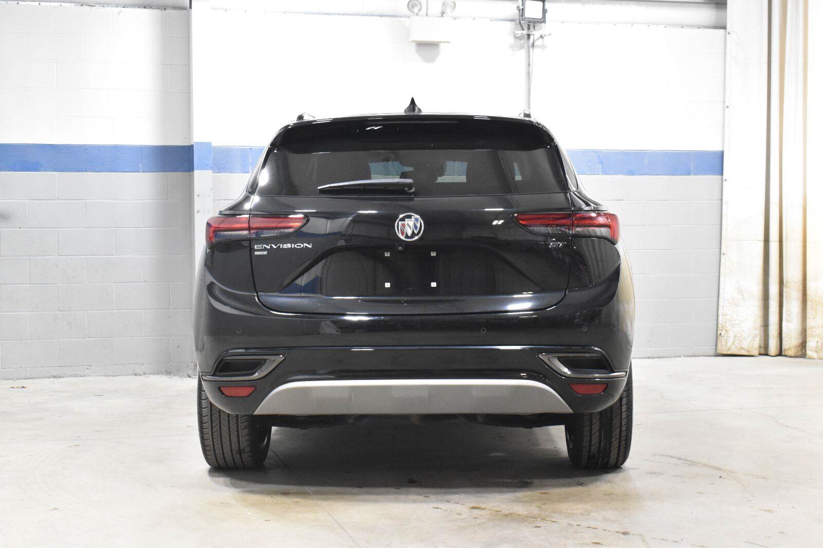 Used 2023 Buick Envision Essence w/ Sport Touring Package AWD/4WD image 25