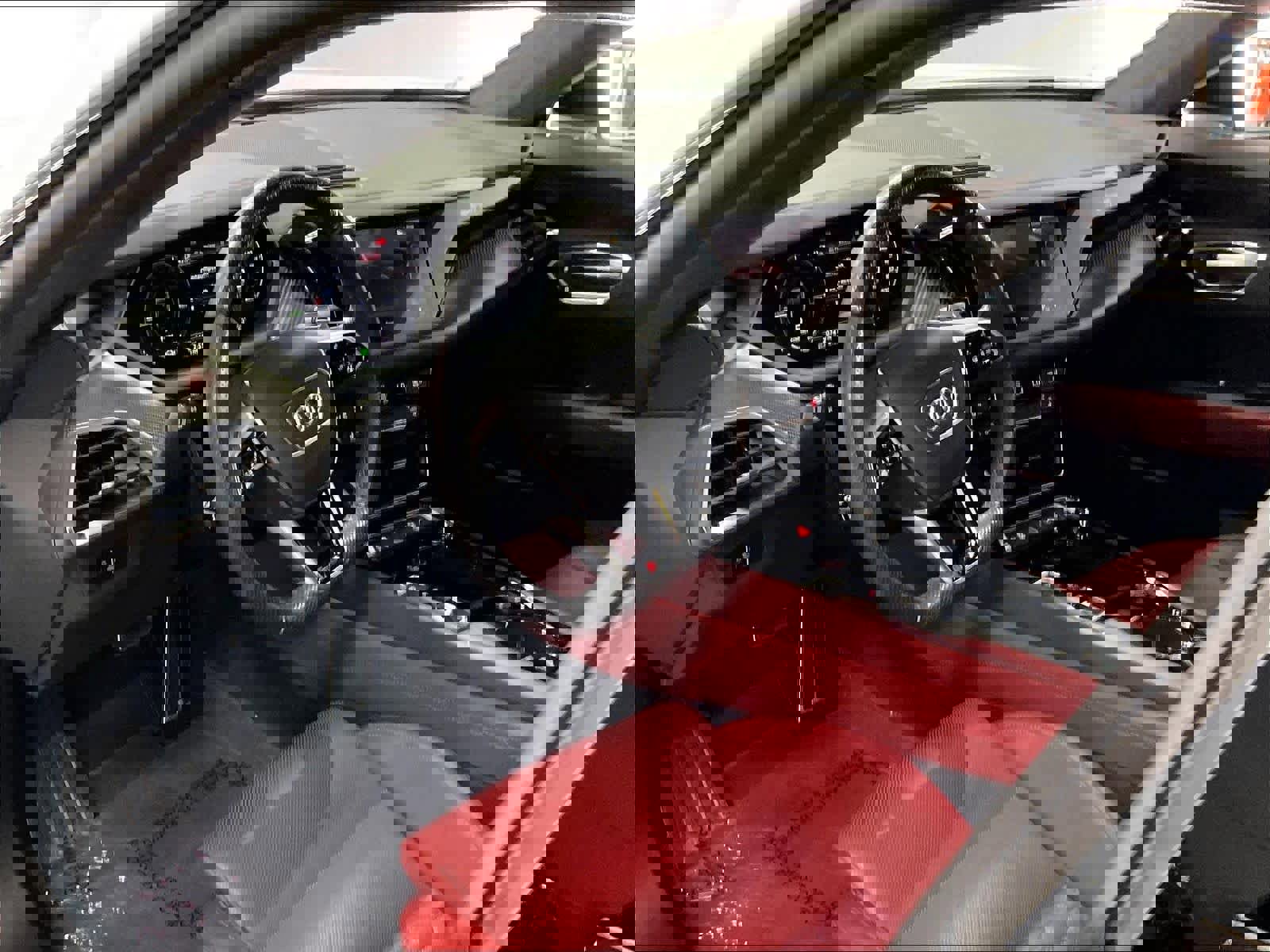 Used 2022 Audi RS e-tron GT w/ Carbon Performance Package image 15