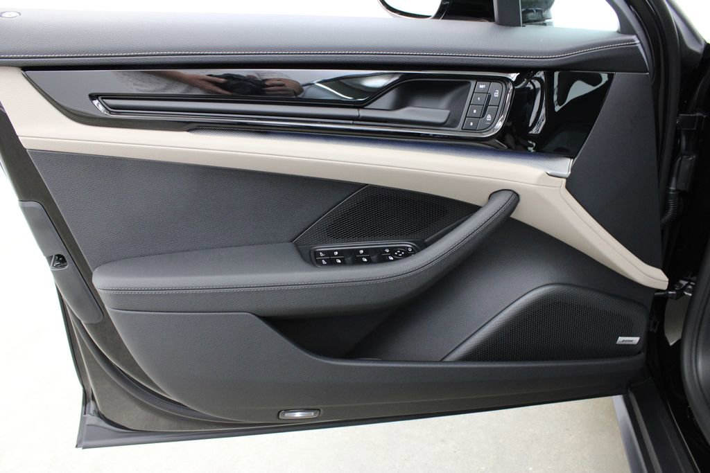 New 2026 Porsche Panamera image 22