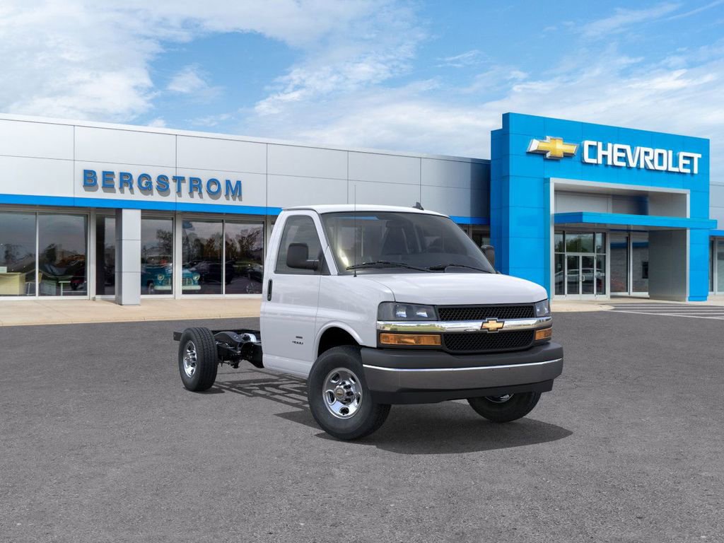 New 2026 Chevrolet Express 3500