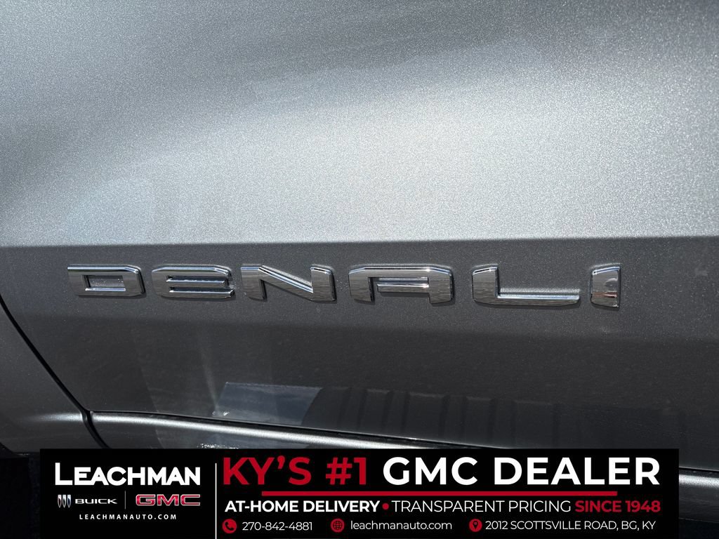 New 2026 GMC Canyon Denali AWD/4WD image 9
