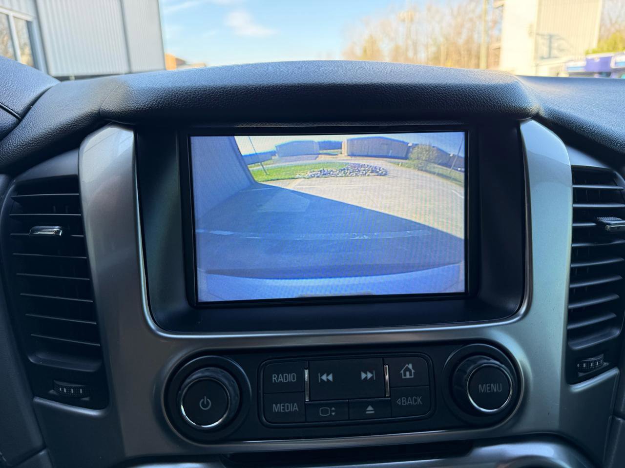 Used 2019 Chevrolet Suburban LT image 34