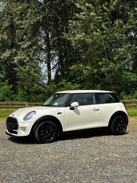 Used 2018 MINI Cooper 2-Door Hardtop FWD image 4