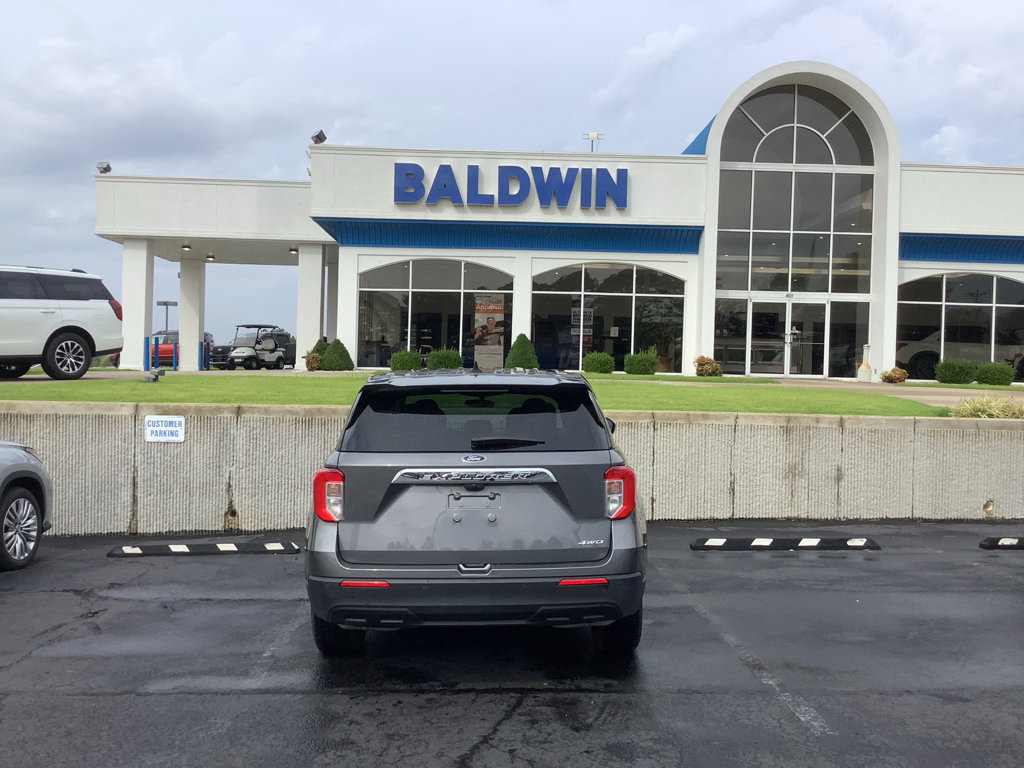 Used 2023 Ford Explorer 4WD image 6