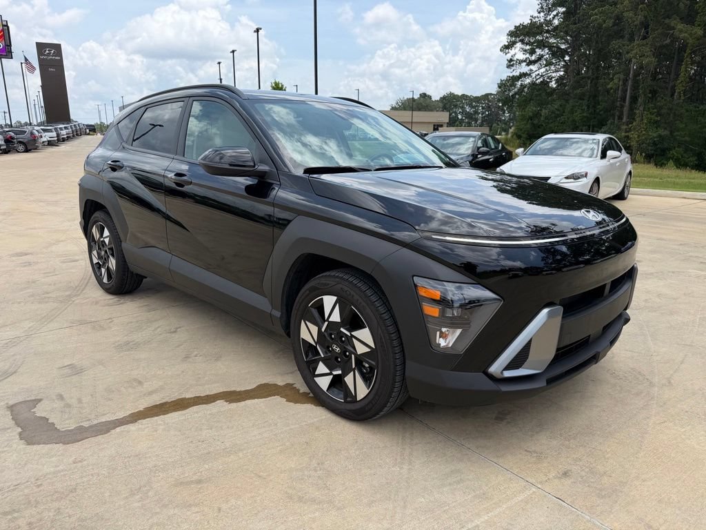 Certified 2025 Hyundai Kona SEL FWD image 7