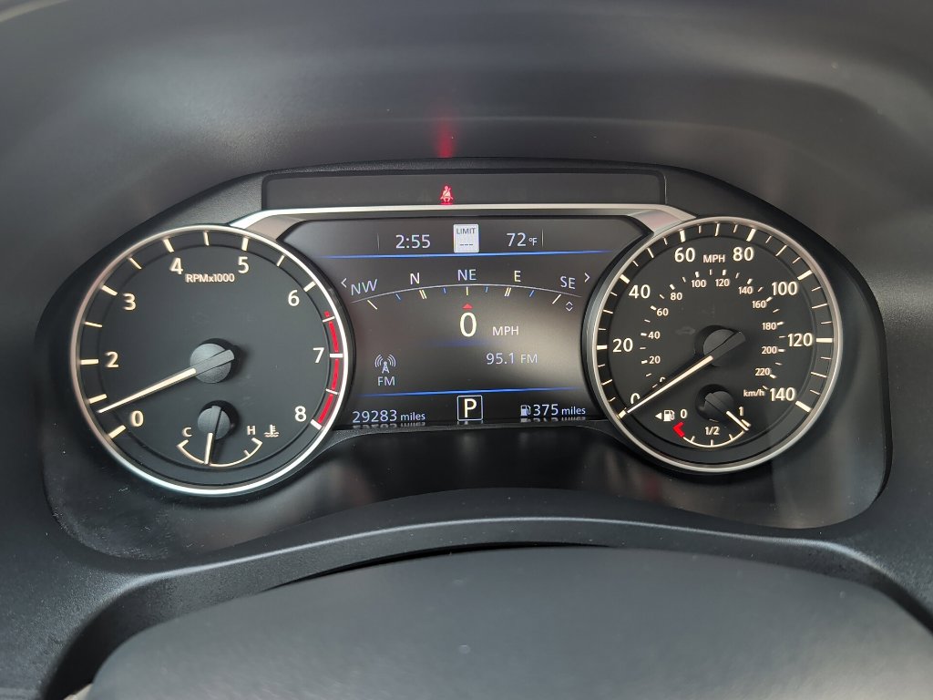 Used 2024 Nissan Altima 2.5 SL FWD image 27