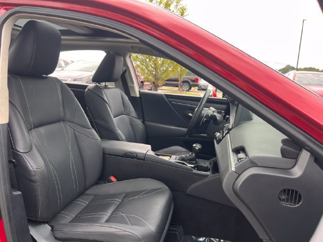 Used 2024 Lexus ES 350 w/ Technology Package FWD image 32
