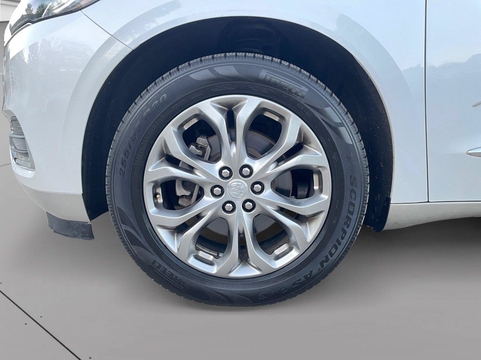 Used 2019 Buick Enclave Avenir w/ Avenir Technology Package AWD/4WD image 14