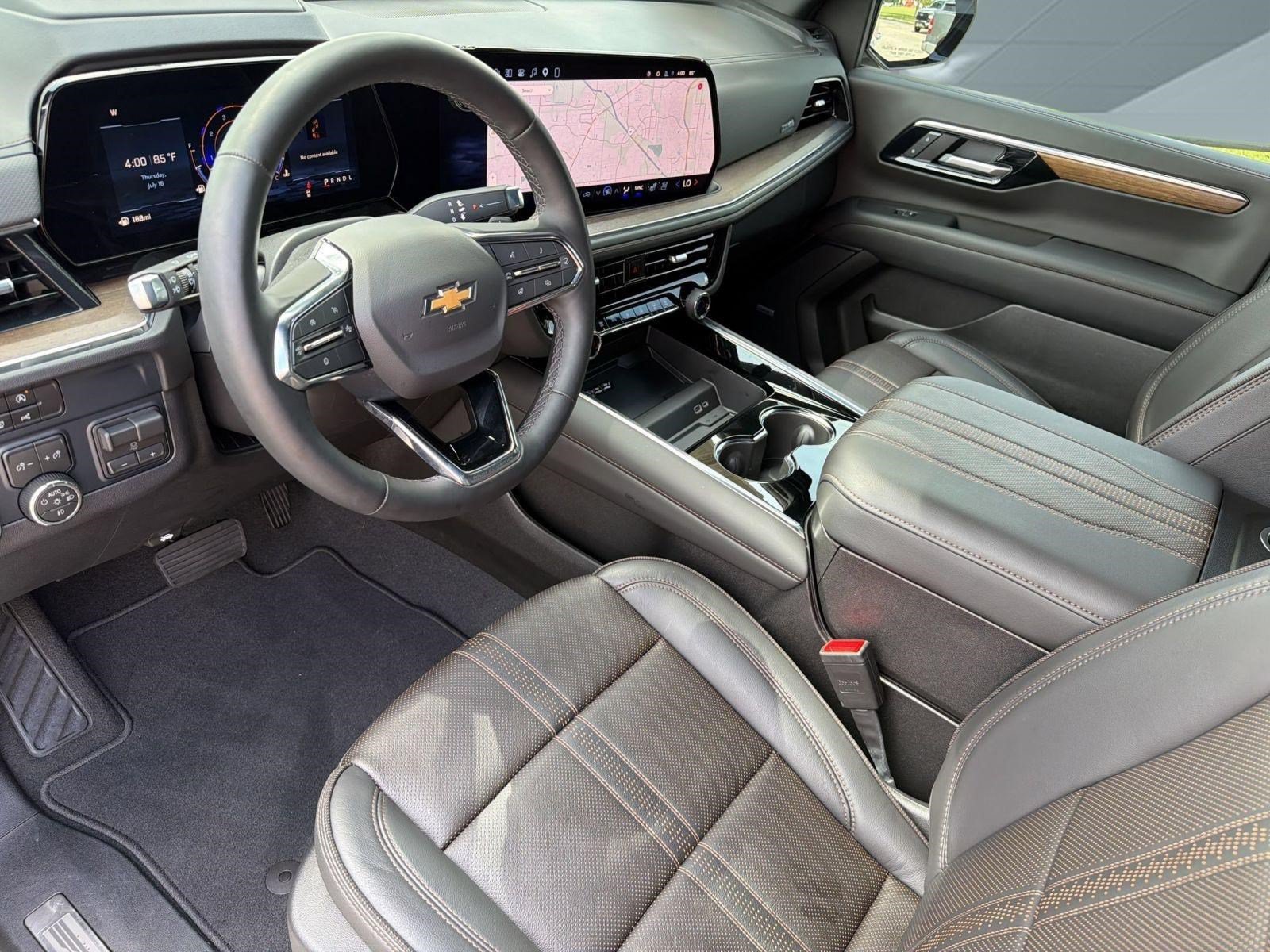 Used 2026 Chevrolet Tahoe High Country w/ LPO, Illumination Package RWD image 4
