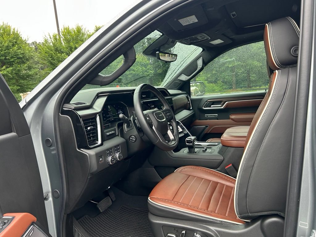 Used 2025 GMC Sierra 1500 Denali Ultimate AWD/4WD image 49