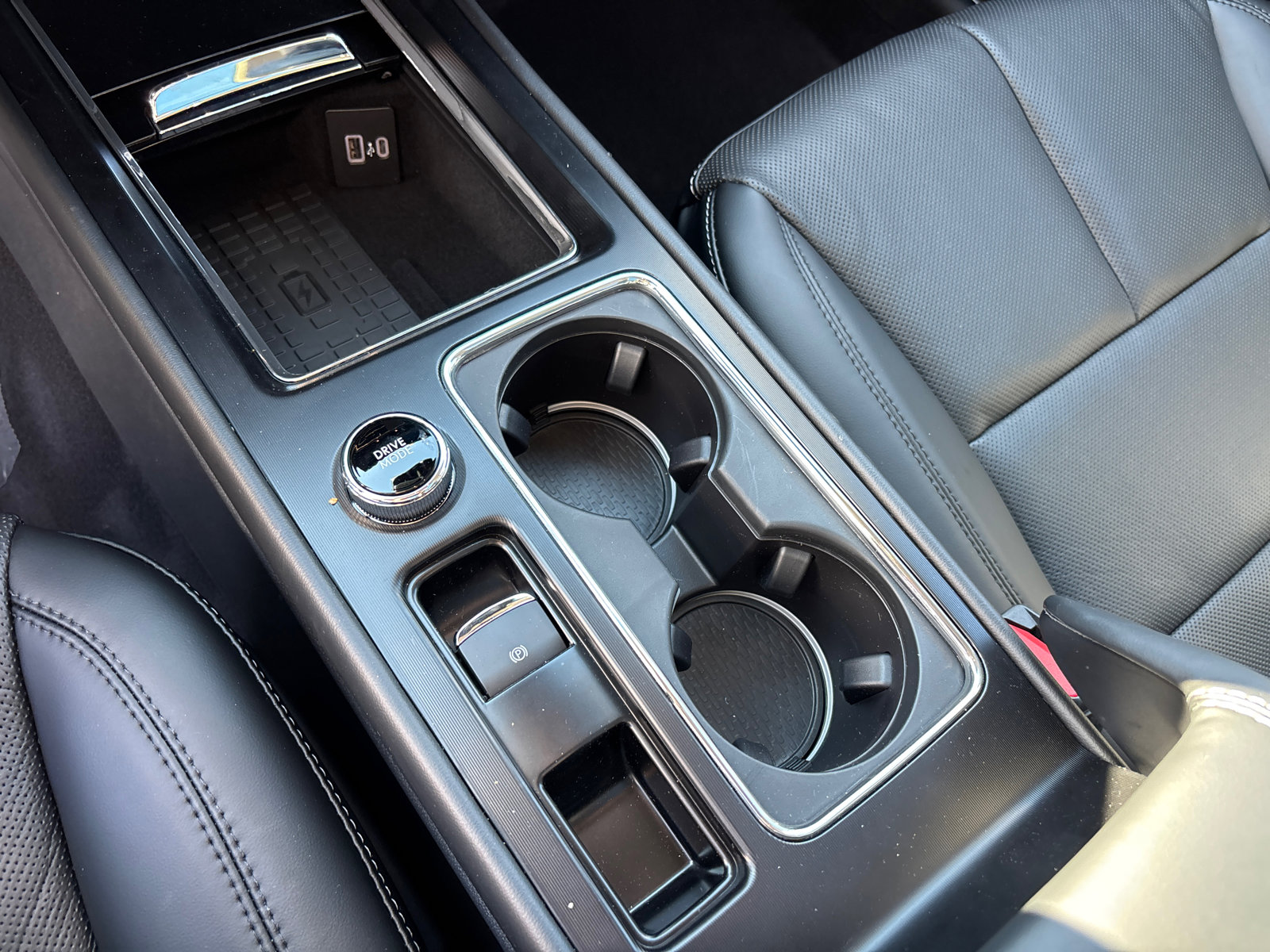 New 2025 Lincoln Corsair Reserve image 24