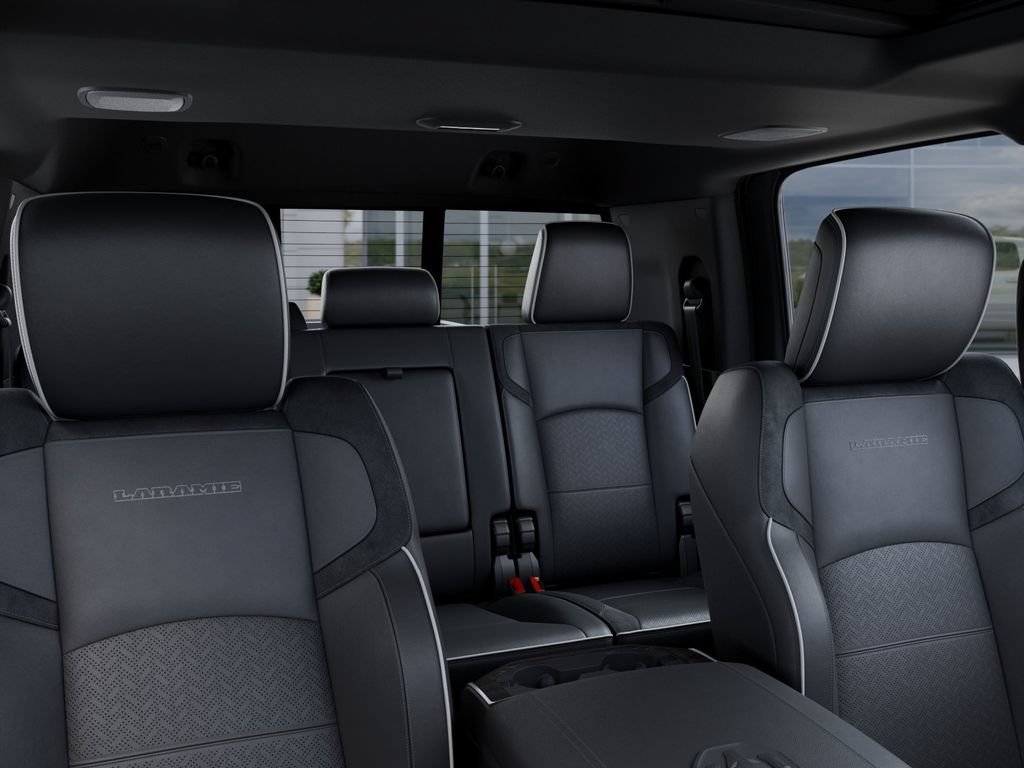 New 2026 RAM 2500 Laramie AWD/4WD image 26