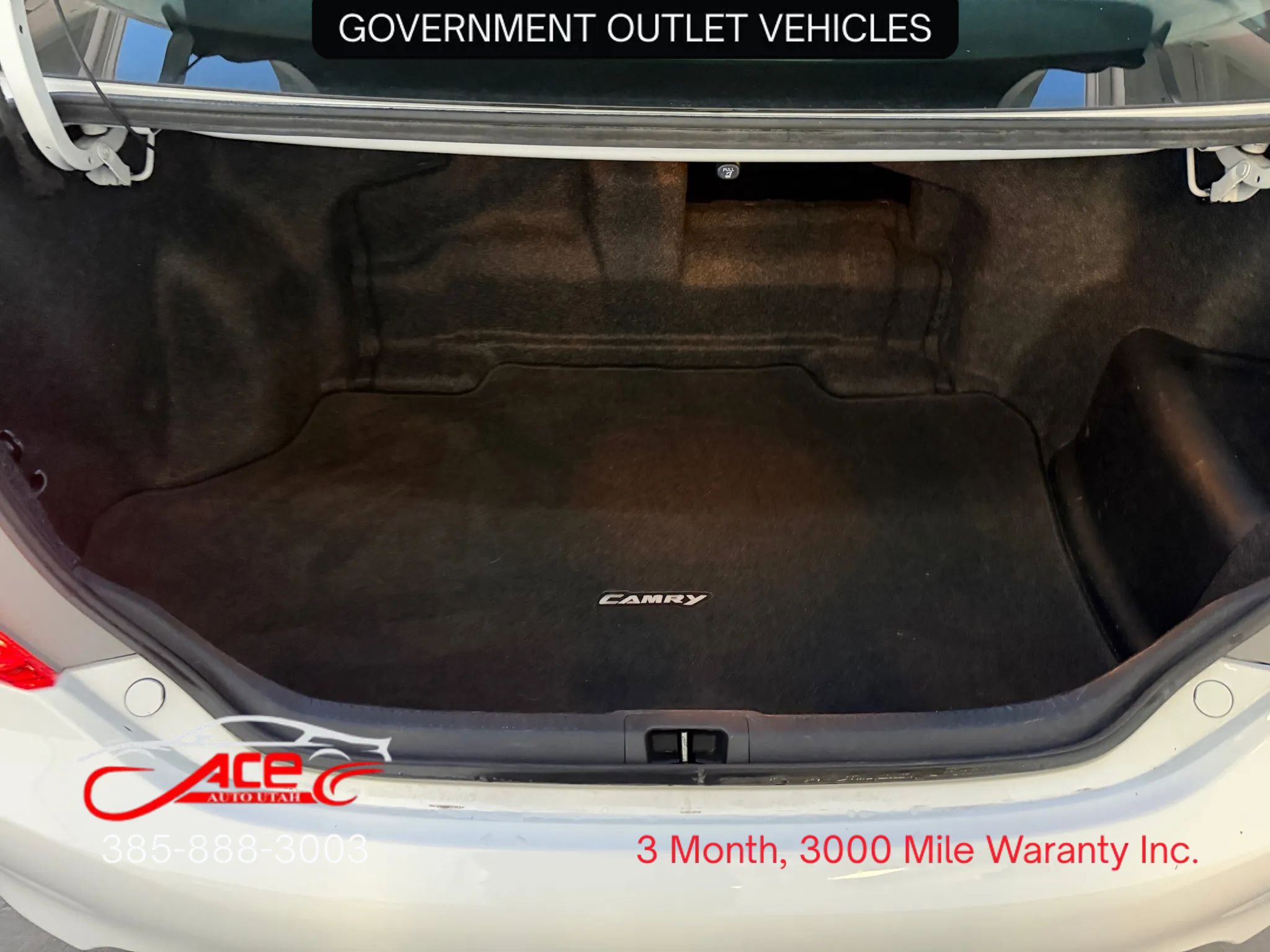 Used 2014 Toyota Camry LE w/ Fleet Convenience Package image 12