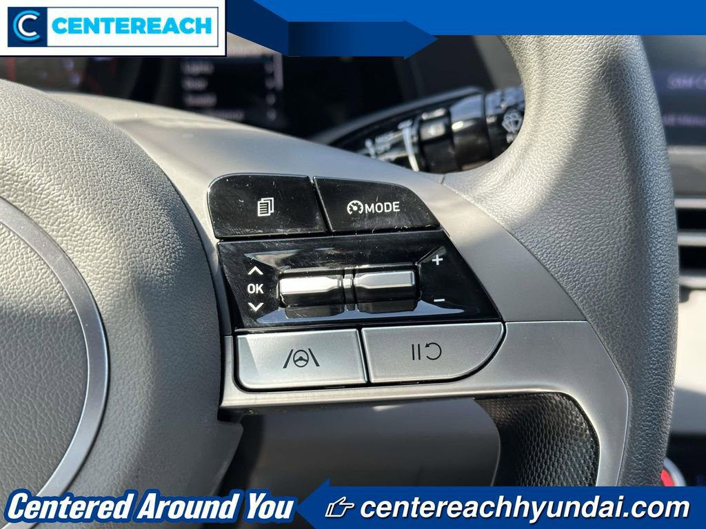 Used 2021 Hyundai Elantra SEL w/ Cargo Package FWD image 18