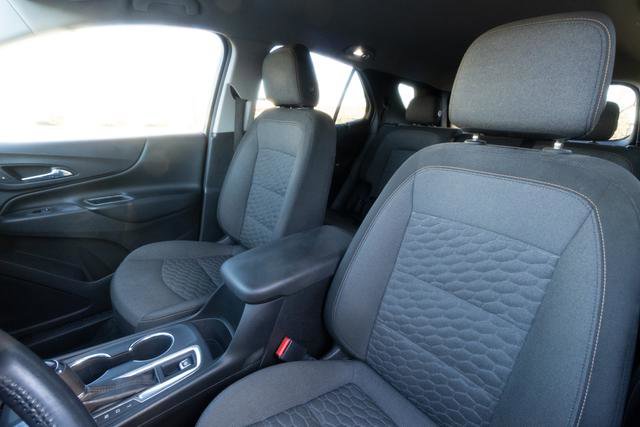 Used 2018 Chevrolet Equinox LT image 24