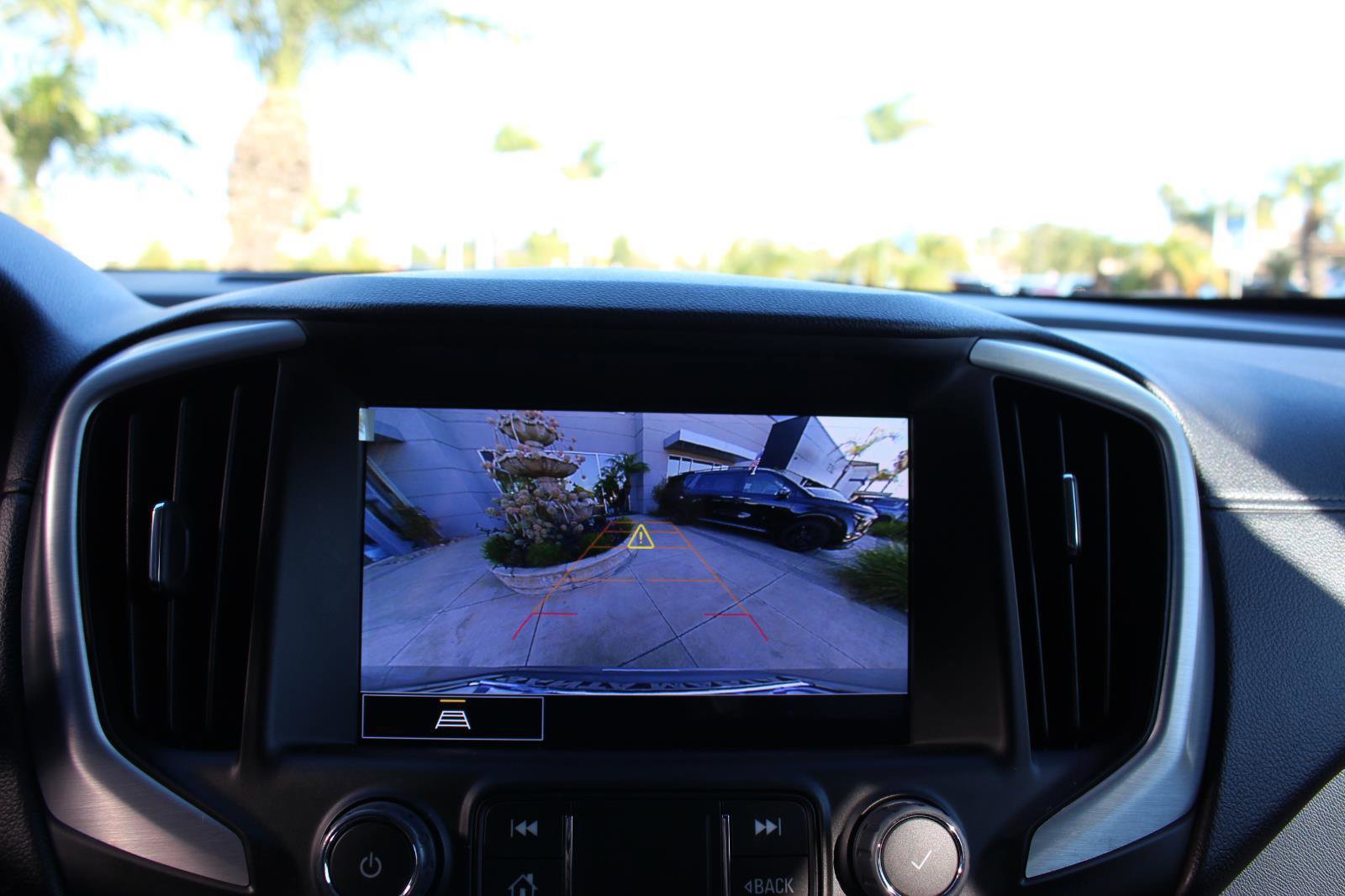 Used 2024 GMC Terrain SLT image 22