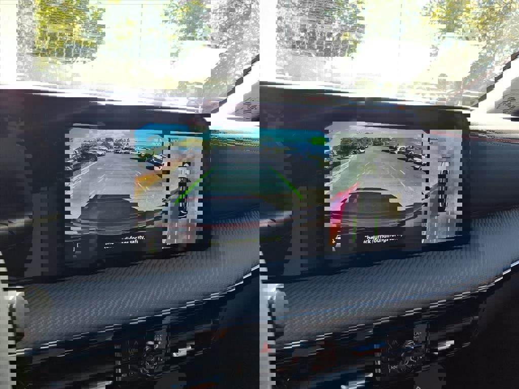 New 2026 Nissan Kicks SR w/ Illumination Package image 9