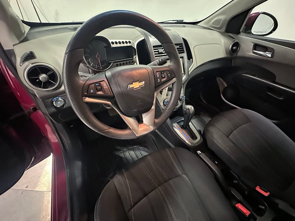 Used 2014 Chevrolet Sonic LT w/ LT Promotional Package FWD image 20