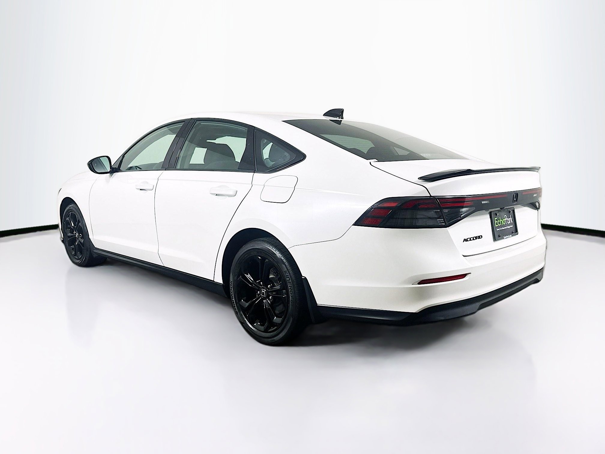 Used 2025 Honda Accord SE image 5