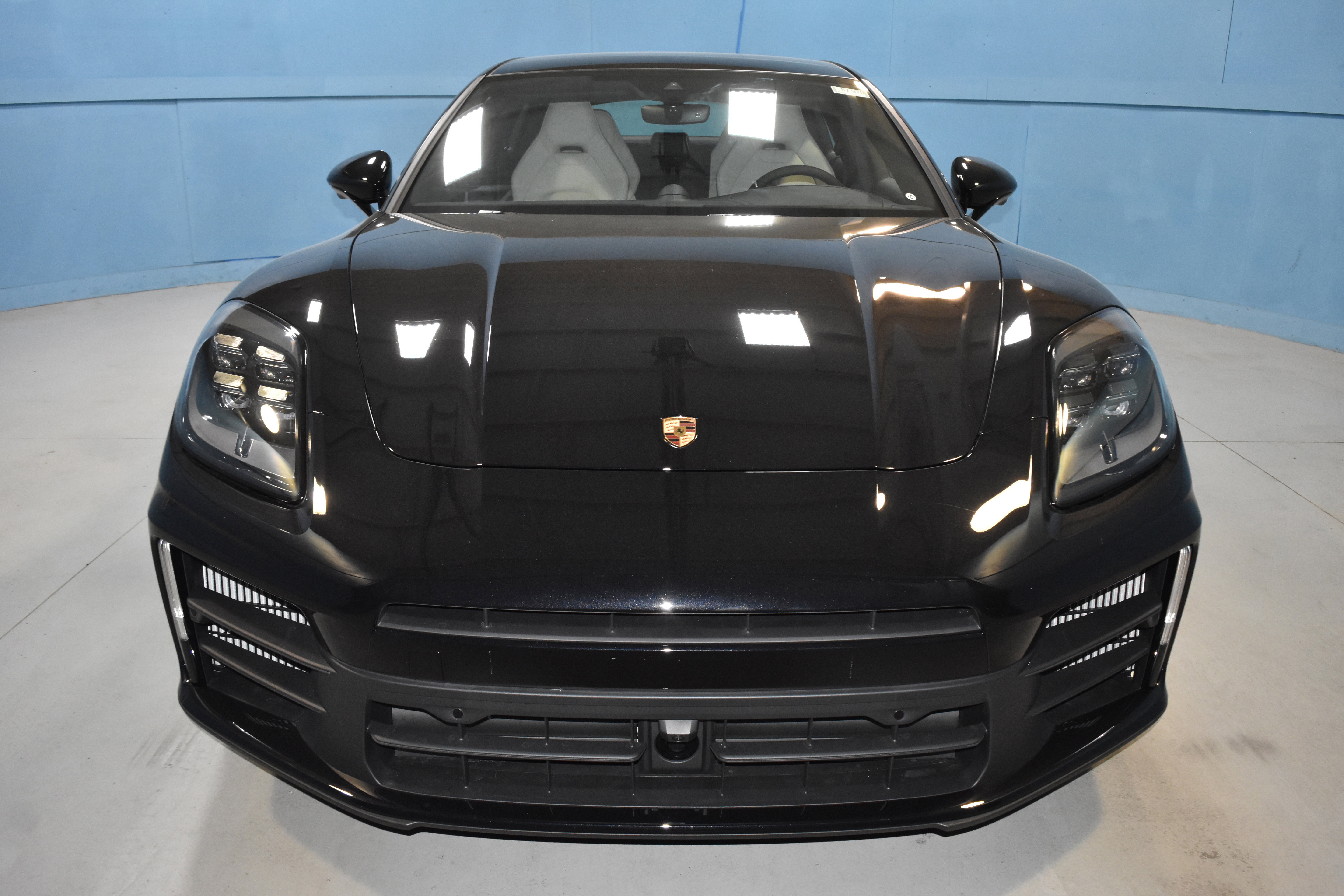 New 2025 Porsche Panamera 4 image 23