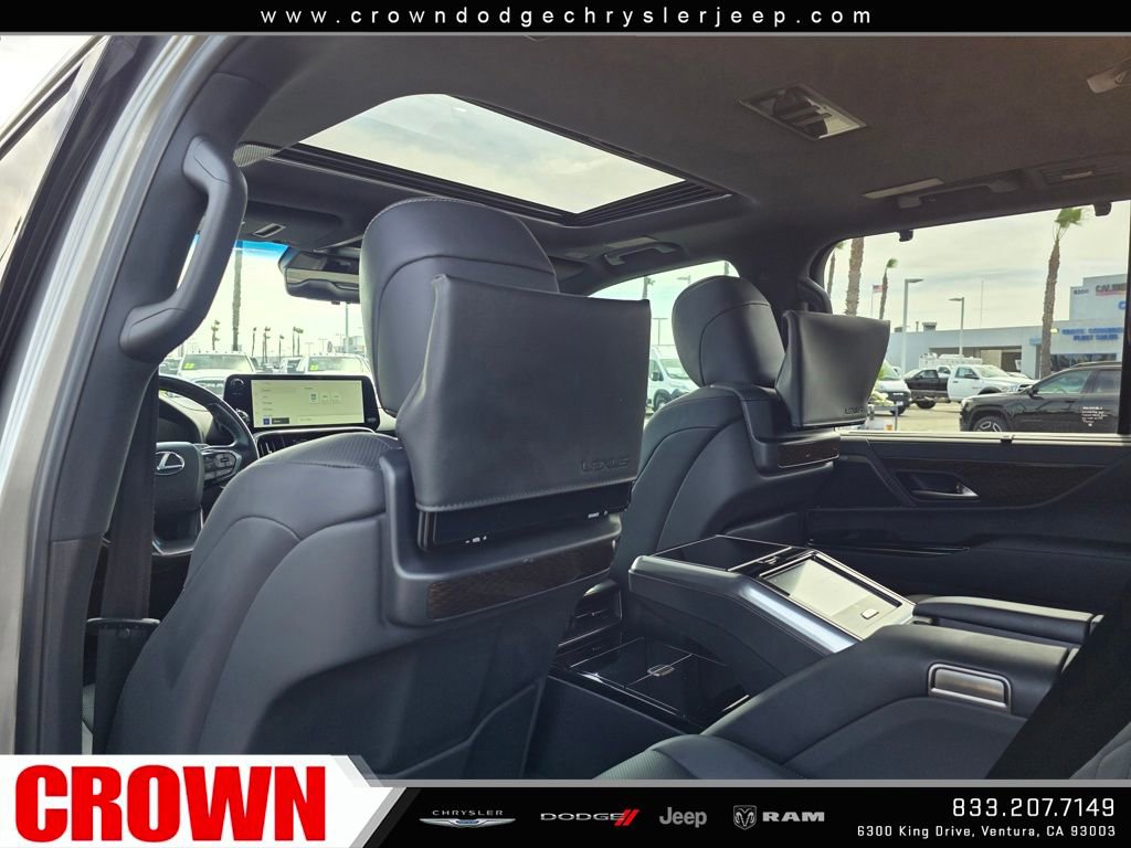 Used 2023 Lexus LX 600 4WD w/ Accessory Package (Z1) image 28