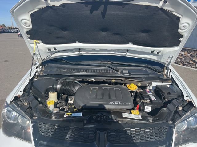 Used 2014 Dodge Grand Caravan SXT image 29