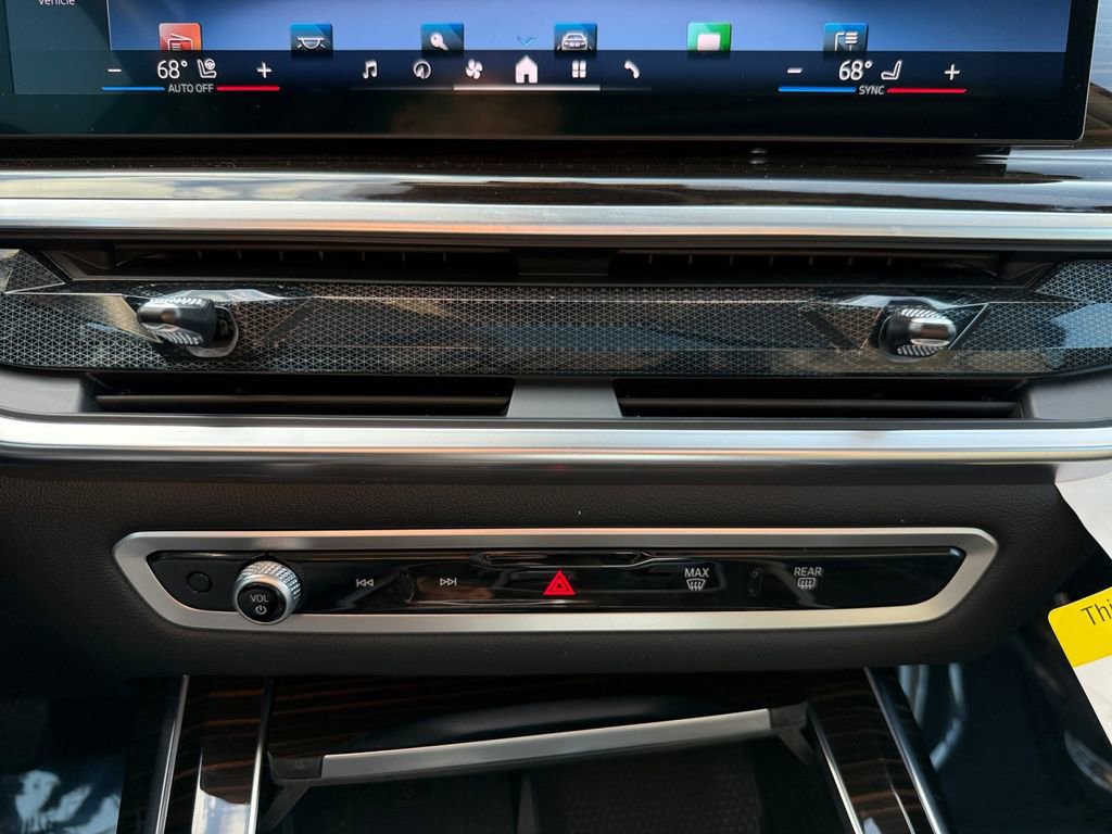 Certified 2026 BMW X7 xDrive40i AWD/4WD image 28