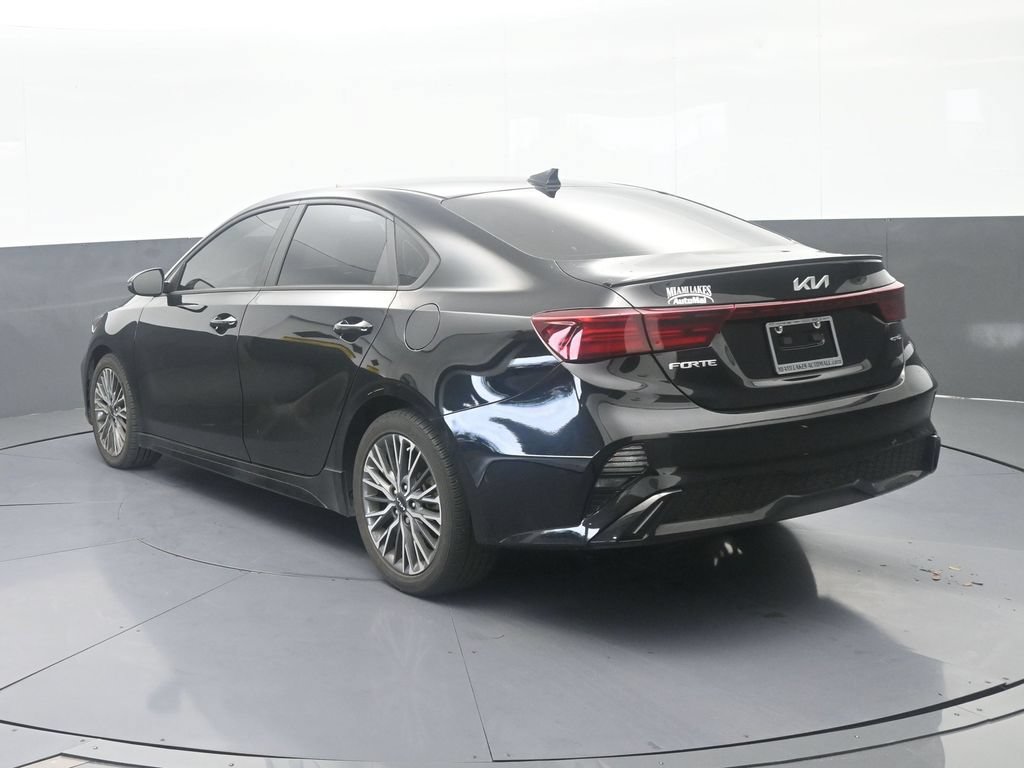 Used 2023 Kia Forte GT-Line w/ GT-Line Technology Package FWD image 4