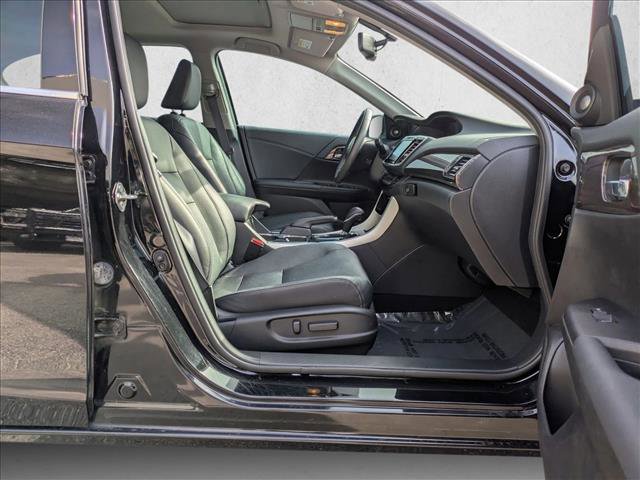 Used 2017 Honda Accord EX-L image 23